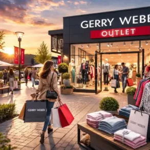 Gerry Weber Outlet Halle store entrance at Ravenna-Park with opening hours and discount fashion racks.