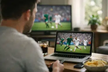 Koora Live screen showing today’s live soccer matches and scores