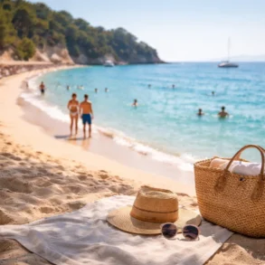 Makris Gialos Beach Kefalonia golden sand and turquoise waters